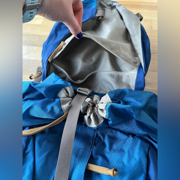 Gregory Blue Hiking Backpack - Picture 11 of 16